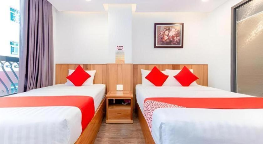 Oyo 90936 Hotel Manjoi Inn Ипох Экстерьер фото